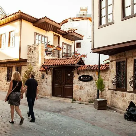 The Suite Apart Hotel