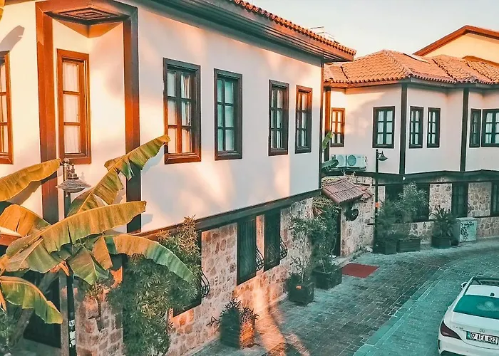 Hotel The