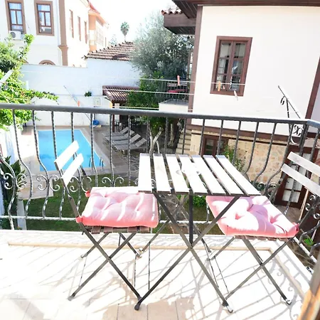 The Suite Apart Hotel 3*